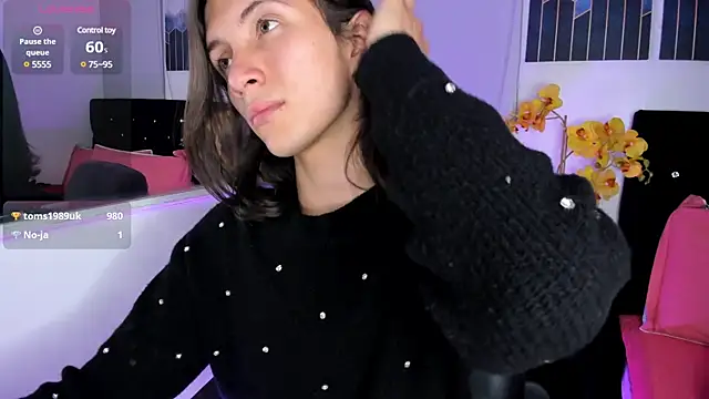 Snapshot of Feniix__ chatting on 01-10-25, 07:14 Feniix online show from 01-10-25, 07:14