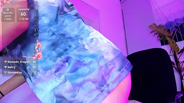 Snapshot of Feniix__ chatting on 02-19-25, 10:01 Feniix online show from 02-19-25, 10:01