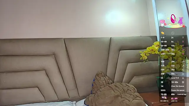 Snapshot of Feniix__ chatting on 10-28-25, 05:00 Feniix online show from 10-28-25, 05:00