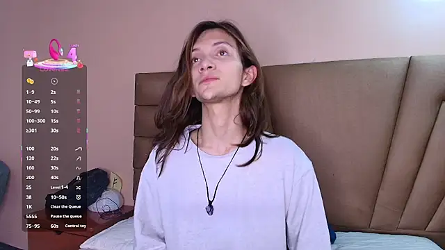 Snapshot of Feniix__ chatting on 10-30-25, 04:47 Feniix online show from 10-30-25, 04:47