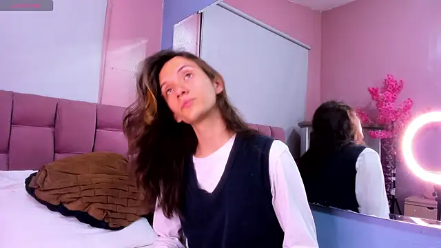 Snapshot of Feniix__ chatting on 12-02-25, 05:02 Feniix online show from 12-02-25, 05:02