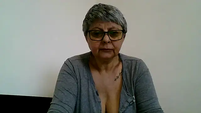 roseblak42 online show from 03-28-26, 07:30