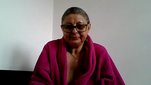 roseblak42 online show from 04-13-26, 07:58