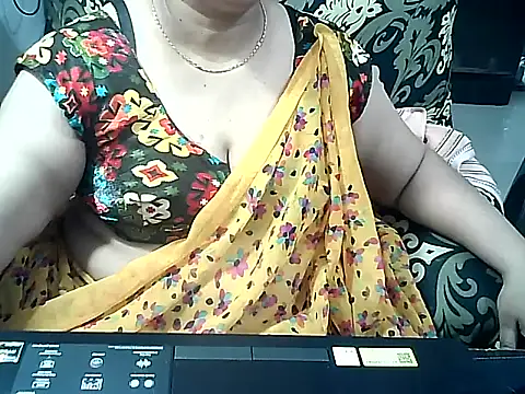 Snapshot of Punambhabisexy chatting on 10-01-25, 12:00 Punambhabisexy online show from 10-01-25, 12:00