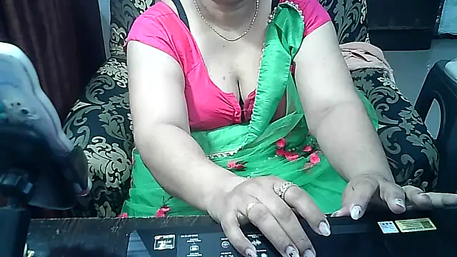 Snapshot of Punambhabisexy chatting on 10-06-25, 07:00 Punambhabisexy online show from 10-06-25, 07:00