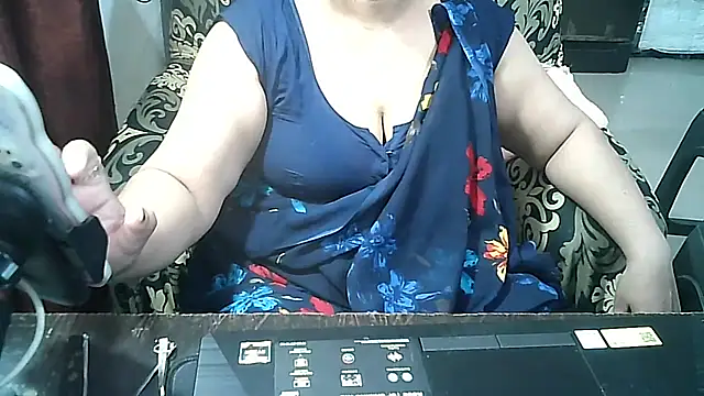 Snapshot of Punambhabisexy chatting on 10-09-25, 12:36 Punambhabisexy online show from 10-09-25, 12:36