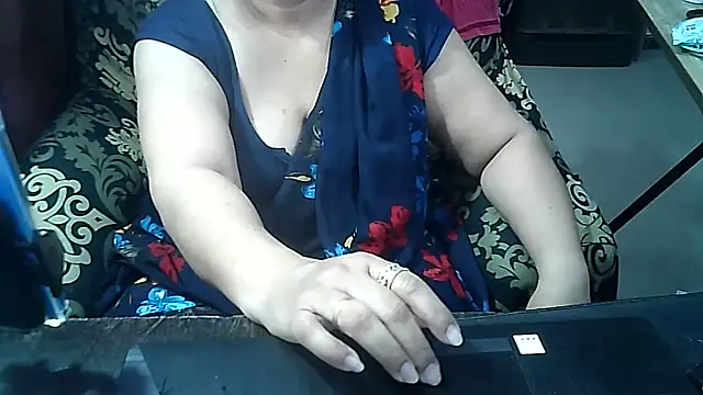 Snapshot of Punambhabisexy chatting on 05-26-26, 12:45 Punambhabisexy online show from 05-26-26, 12:45