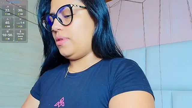 kiana cream online show from 03-01-25, 12:34