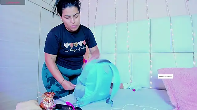 kiana cream online show from 03-14-25, 12:07