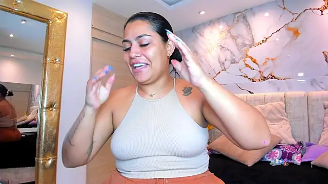 kiana cream online show from 02-16-26, 11:39