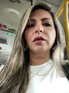 Snapshot of _Abril-Office1 chatting on 12-02-24, 04:09 Abril-Office1 online show from 12-02-24, 04:09