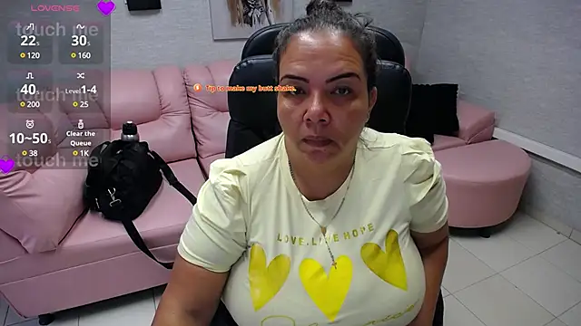 Snapshot of Penelope_Nipples_ chatting on 01-27-25, 11:54 Penelope Nipples online show from 01-27-25, 11:54