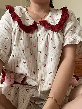 Ruby bear online show from 03-26-26, 03:01