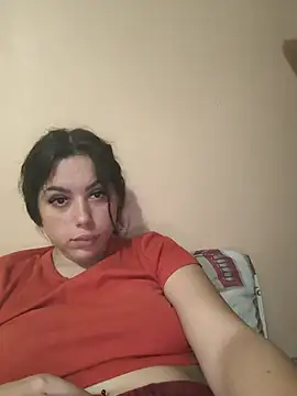 Snapshot of LovelyJulliette chatting on 02-13-25, 06:27 LovelyJulliette online show from 02-13-25, 06:27