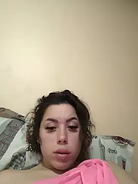 Snapshot of LovelyJulliette chatting on 02-16-25, 07:16 LovelyJulliette online show from 02-16-25, 07:16