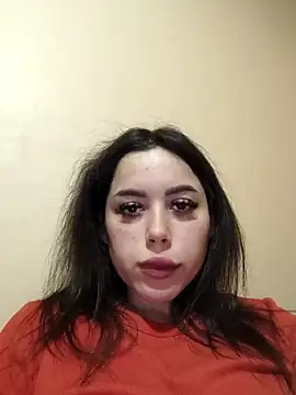 Snapshot of LovelyJulliette chatting on 02-18-25, 09:31 LovelyJulliette online show from 02-18-25, 09:31