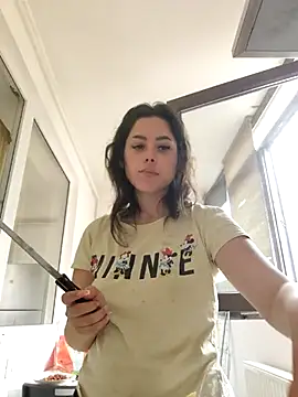 Snapshot of LovelyJulliette chatting on 03-15-25, 03:27 LovelyJulliette online show from 03-15-25, 03:27