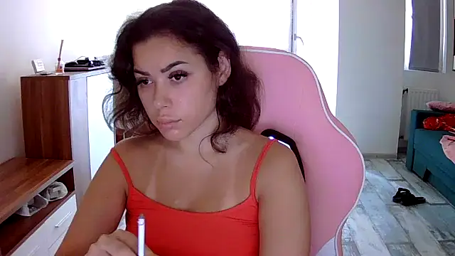 Snapshot of LovelyJulliette chatting on 09-10-25, 10:48 LovelyJulliette online show from 09-10-25, 10:48