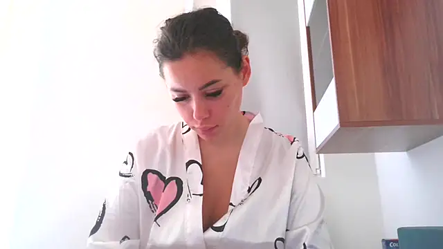 Snapshot of LovelyJulliette chatting on 09-12-25, 09:31 LovelyJulliette online show from 09-12-25, 09:31