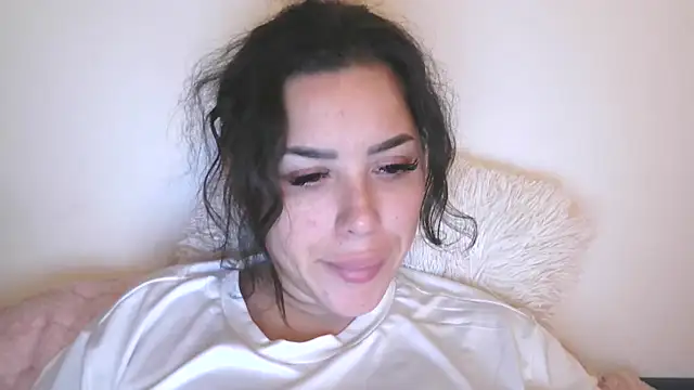 Snapshot of LovelyJulliette chatting on 11-06-25, 11:04 LovelyJulliette online show from 11-06-25, 11:04