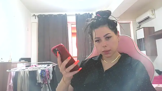LovelyJulliette online show from 06-19-26, 12:31