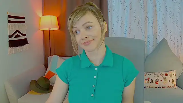 NandiSmile online show from 09-24-25, 06:50