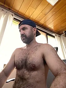 Snapshot of ADONIS_ART01 chatting on 11-11-25, 04:29 ADONIS ART01 online show from 11-11-25, 04:29