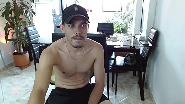 Snapshot of giannandblacke chatting on 02-27-25, 06:42 giannandblacke online show from 02-27-25, 06:42