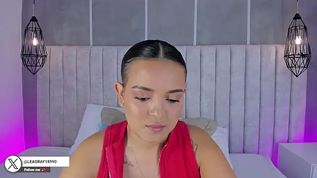 Snapshot of lea_gray chatting on 12-02-25, 06:36 lea gray online show from 12-02-25, 06:36