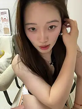 Snapshot of rose-u chatting on 03-06-25, 09:25 rose-u online show from 03-06-25, 09:25