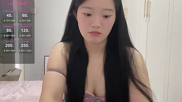 Snapshot of rose-u chatting on 11-08-25, 01:50 rose-u online show from 11-08-25, 01:50