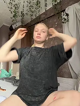 AmmyHot online show from 03-13-26, 04:08