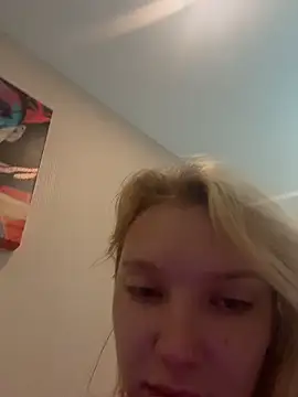 AmmyHot online show from 05-26-26, 03:13