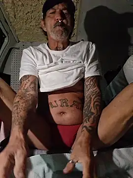 Hotbodyscottie online show from 04-12-26, 09:14