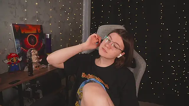 cuteamberlyyy online show from 04-07-26, 04:35