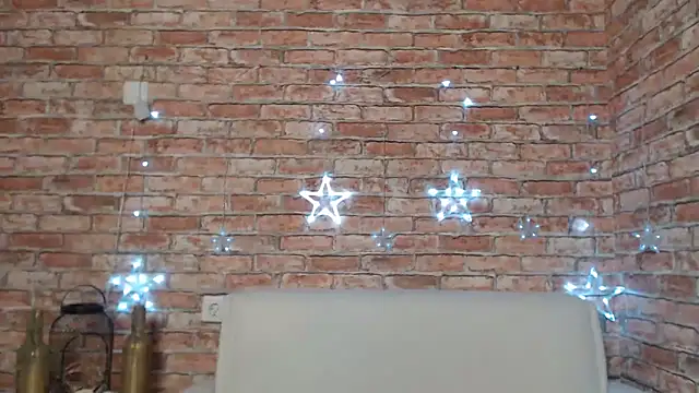 Amelia Kiss  online show from 02-27-25, 01:05