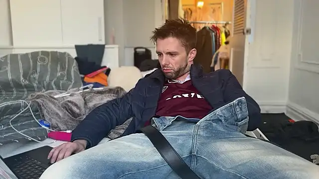 Snapshot of CupidZass chatting on 12-04-25, 06:27 CupidZass online show from 12-04-25, 06:27