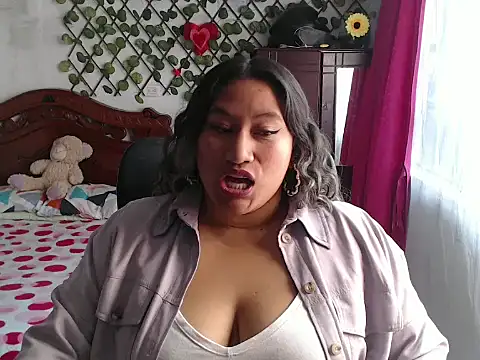 EmilyLove1014 online show from 12-20-24, 08:01