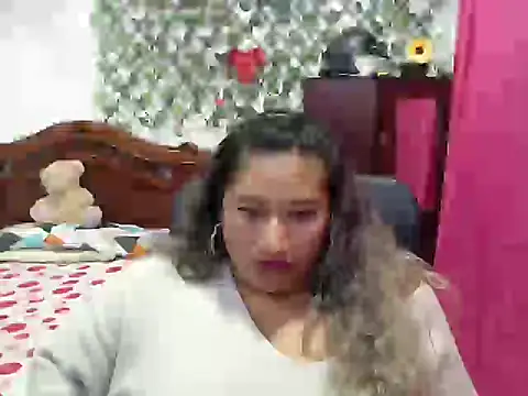 EmilyLove1014 online show from 12-23-24, 02:02