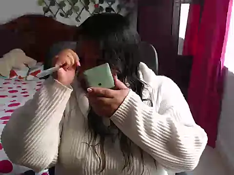 EmilyLove1014 online show from 12-28-24, 04:52