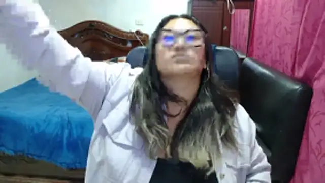 EmilyLove1014 online show from 11-02-25, 04:26