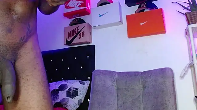 king  Black online show from 02-18-25, 03:10