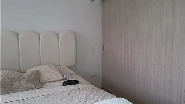 Celeste Tailor  online show from 06-16-26, 08:22