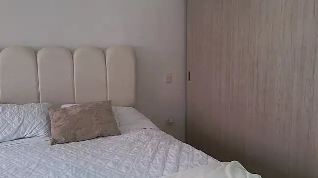 Celeste Tailor  online show from 06-19-26, 08:23