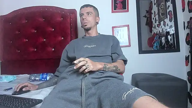 Aaron BigDickxxx online show from 01-31-25, 07:18