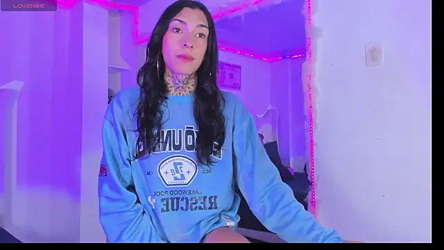 Camila Coxx online show from 10-28-25, 04:49