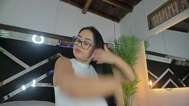 emily-fox online show from 03-25-26, 11:05