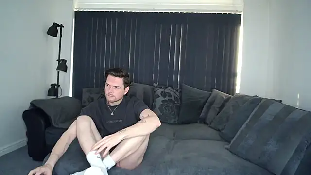 Snapshot of twotwinkhusbandss chatting on 09-11-25, 05:46 twotwinkhusbandss online show from 09-11-25, 05:46