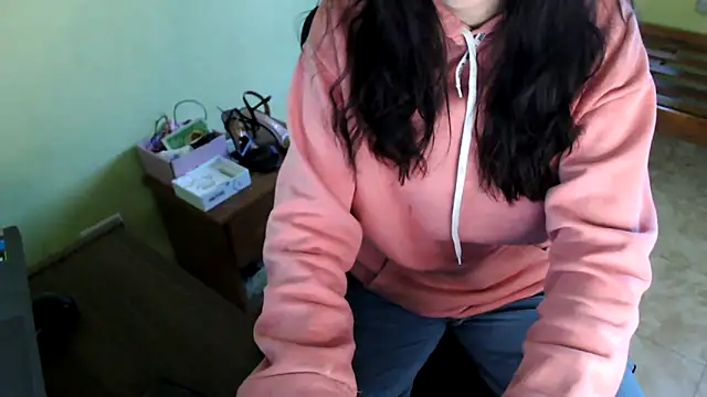 Snapshot of samantha_s69 chatting on 03-13-26, 12:23 samantha s69 online show from 03-13-26, 12:23