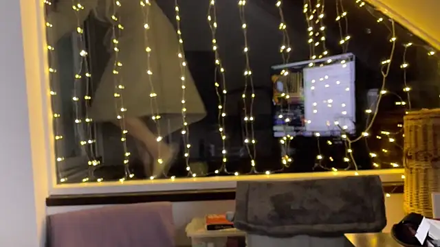 Missy baby online show from 03-12-25, 08:10